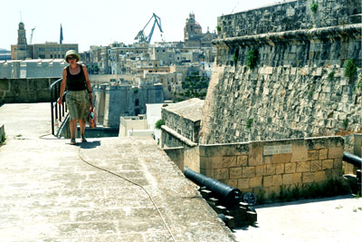 Vittoriosa les canons du poste de France qui dfendait la porte de Provence 